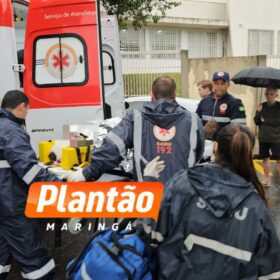 Homem sofre queda de telhado e é socorrido pelo SAMU em Maringá Foto 5 Fotos de Homem sofre queda de telhado e é socorrido pelo SAMU em Maringá