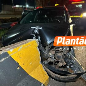 Motorista perde o controle e colide contra mureta na BR-376, em Sarandi Foto 2 Fotos de Motorista perde o controle e colide contra mureta na BR-376, em Sarandi