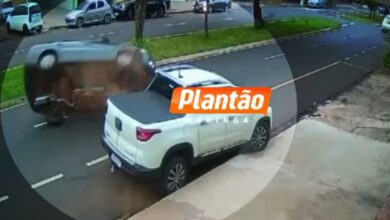 Fotos de Mulher com suspeita de embriaguez causa acidente em Maringá