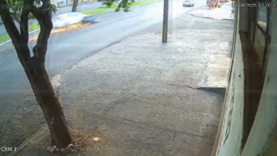 Fotos de Novas imagens mostram acidente causado por motorista embriagado na Avenida Colombo, em Maringá