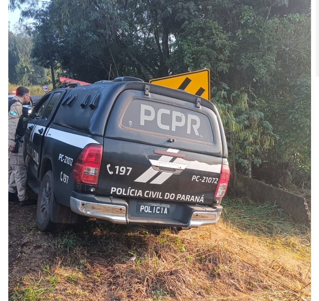 Fotos de Preso escapa da delegacia na região e foge com viatura e armas