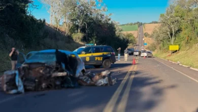 Fotos de Colisão entre três veículos deixa dois mortos e dois feridos na BR-487, na região de Maringá