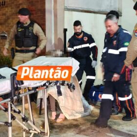 Filho é preso após esfaquear a mãe durante briga familiar em Maringá Foto 2 Fotos de Filho é preso após esfaquear a mãe durante briga familiar em Maringá