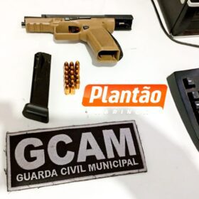 Fotos de GCM de Maringá apreende dupla armada e evita possível homicídio