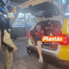 Homem é brutalmente agredido no centro de Maringá; VEJA O VÍDEO Foto 4 Fotos de Homem é brutalmente agredido no centro de Maringá; VEJA O VÍDEO