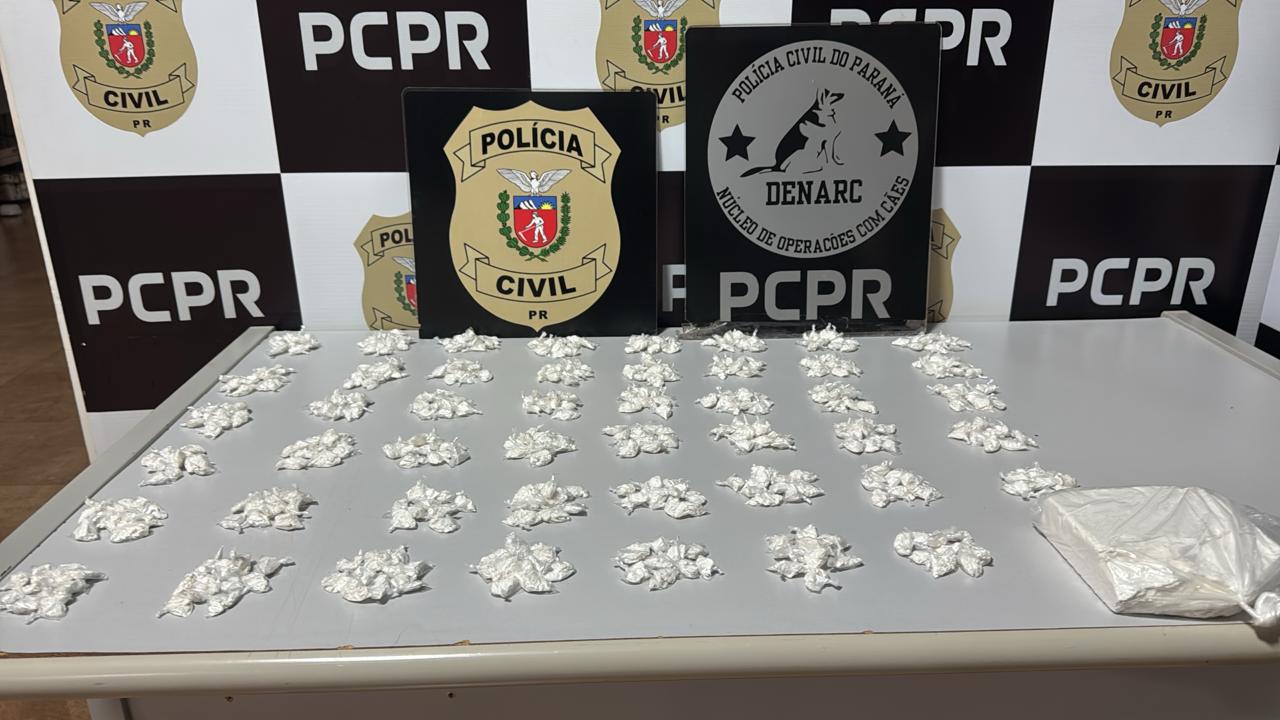 Fotos de Homem é preso em flagrante por tráfico de drogas no Conjunto Requião em Maringá