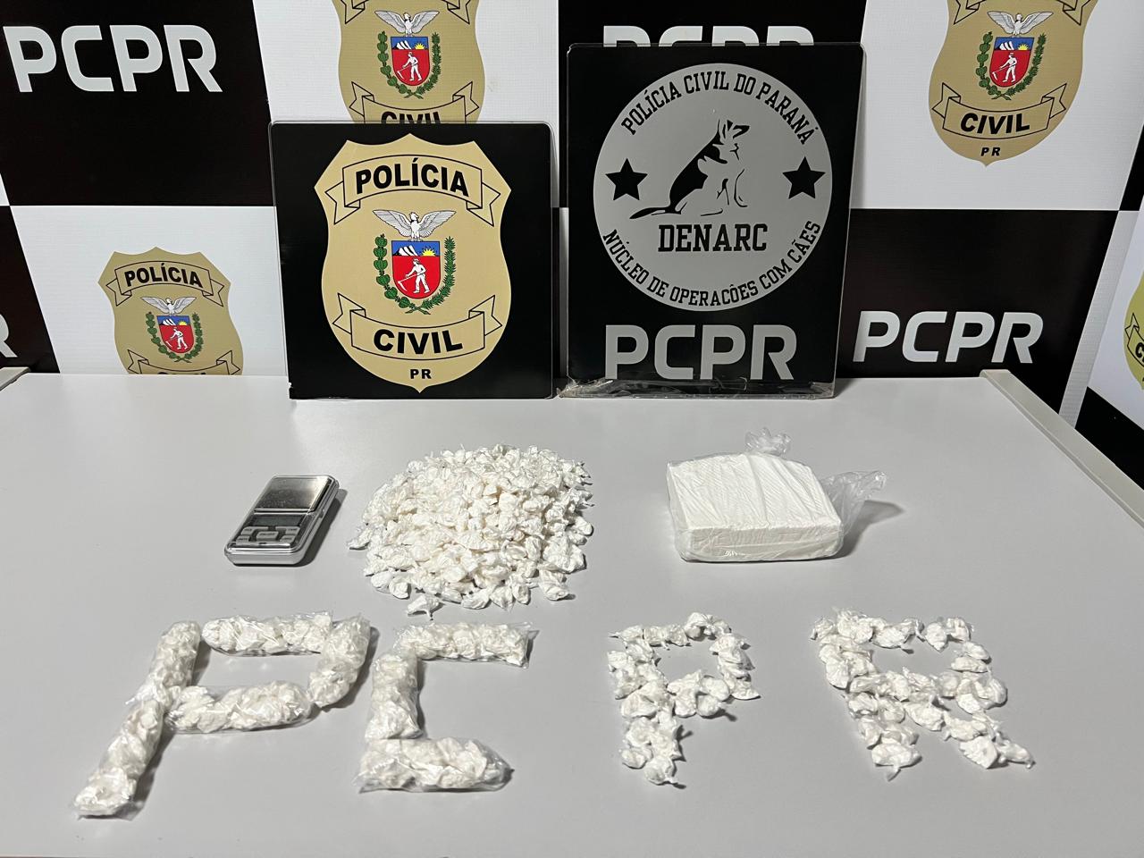 Fotos de Homem é preso em flagrante por tráfico de drogas no Conjunto Requião em Maringá