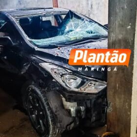 Homem joga carro contra casa após esposa recusar relação sexual em Sarandi Foto 5 Fotos de Homem joga carro contra casa após esposa recusar relação sexual em Sarandi