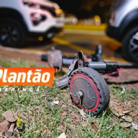 Fotos de Jovem fica ferida após ser atropelada por motociclista ejetado em fuga em Maringá