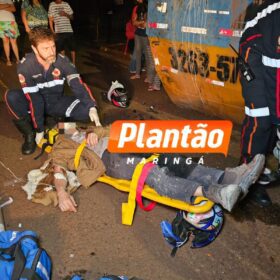 Fotos de Motociclista fica em estado crítico após bater em Container de entulho em Sarandi