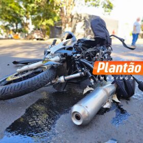 A caminho do trabalho frentista morre após carro avança preferencial em Maringá Foto 8 Fotos de A caminho do trabalho frentista morre após carro avança preferencial em Maringá