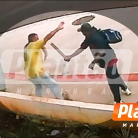 Homem é agredido com paulada na cabeça durante briga em Maringá; Veja o vídeo Foto 4 Fotos de Homem é agredido com paulada na cabeça durante briga em Maringá; Veja o vídeo