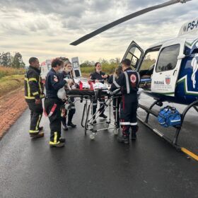 Bebê de cinco meses fica em estado gravíssimo e é socorrido de helicóptero ao Santa Casa de Maringá após acidente Foto 3 Fotos de Bebê de cinco meses fica em estado gravíssimo e é socorrido de helicóptero ao Santa Casa de Maringá após acidente