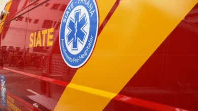 Fotos de Motociclista é atingido por carro em cruzamento de Maringá; câmeras registraram o acidente