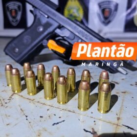 Romu prende homem com pistola e evita tragédia durante torneio de futebol em Maringá Foto 2 Fotos de Romu prende homem com pistola e evita tragédia durante torneio de futebol em Maringá