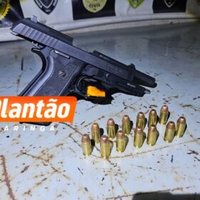 Romu prende homem com pistola e evita tragédia durante torneio de futebol em Maringá Foto 1 Fotos de Romu prende homem com pistola e evita tragédia durante torneio de futebol em Maringá