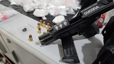 Fotos de Suspeito é flagrado prestes a entregar cocaína na Avenida Carlos Borges em Maringá