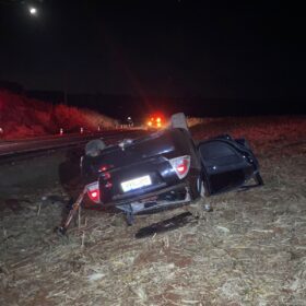 Tragédia na região: colisão frontal na rodovia deixa quatro mortos e quatro feridos graves Foto 3 Fotos de Tragédia na região: colisão frontal na rodovia deixa quatro mortos e quatro feridos graves