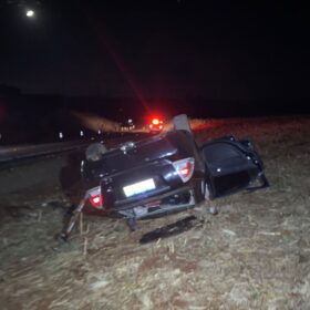 Tragédia na região: colisão frontal na rodovia deixa quatro mortos e quatro feridos graves Foto 4 Fotos de Tragédia na região: colisão frontal na rodovia deixa quatro mortos e quatro feridos graves