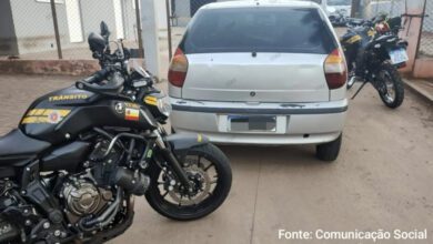 Fotos de Veículo de passeio é flagrado circulando com placa de caminhão em Maringá