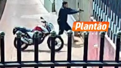 Fotos de Adolescente da entrada no Hospital Universitário de Maringá após ser baleado nas costas