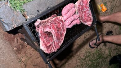 Fotos de Amigos realizam último pedido e fazem churrasco durante velório em Sarandi; veja