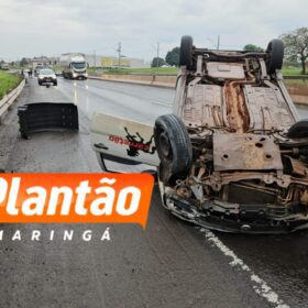 Câmera flagra capotamento no Contorno Norte em Maringá Foto 3 Fotos de Câmera flagra capotamento no Contorno Norte em Maringá