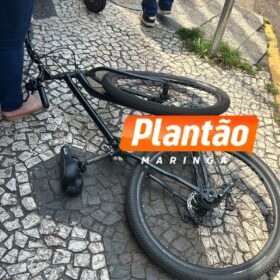 Fotos de Câmera registra momento em que ciclista é atingido por carro