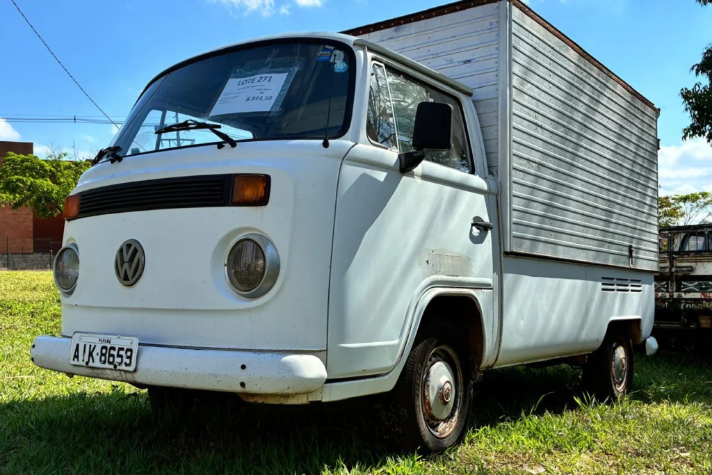 Carro a partir de R$ 1,2 mil: Paraná abre as inscrições para leilão de 302 veículos; há lotes em Maringá e Paiçandu Foto 1 Fotos de Carro a partir de R$ 1,2 mil: Paraná abre as inscrições para leilão de 302 veículos; há lotes em Maringá e Paiçandu