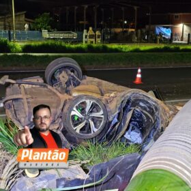 Imagens impressionantes mostram motorista morrendo após grave acidente na BR-376, em Sarandi Foto 12 Fotos de Imagens impressionantes mostram motorista morrendo após grave acidente na BR-376, em Sarandi