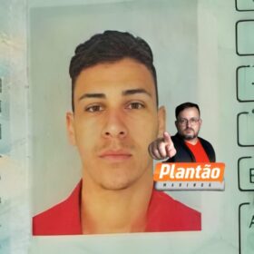 Imagens impressionantes mostram motorista morrendo após grave acidente na BR-376, em Sarandi Foto 1 Fotos de Imagens impressionantes mostram motorista morrendo após grave acidente na BR-376, em Sarandi