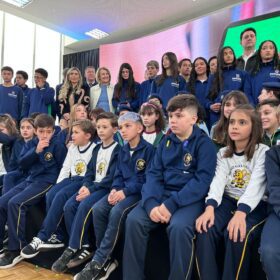 Delegado Jacovós participa de anúncio de novos investimentos na Educação do Paraná Foto 5 Fotos de Delegado Jacovós participa de anúncio de novos investimentos na Educação do Paraná