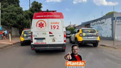 Fotos de Homem é socorrido após ser esfaqueado e agredido em Sarandi