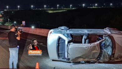 Fotos de Homem fica ferido em capotamento no Contorno Norte de Maringá