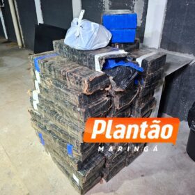 Fotos de Mãe e filha são presas com mais de 340 kg de maconha durante Blitz em Maringá