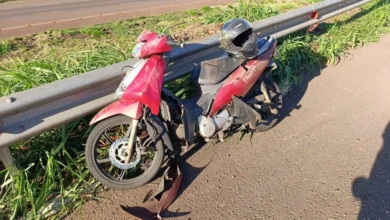 Fotos de Motociclista é socorrido em estado grave após acidente na PR-323, em Maringá