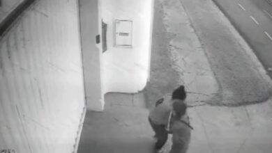 Fotos de Mulher com tornozeleira eletrônica é presa após tentar roubar celular de adolescente em Maringá; vídeo