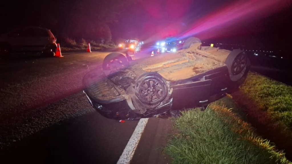 Fotos de Acidente na PR-218, na região de Maringá, deixa uma pessoa morta e quatro feridas