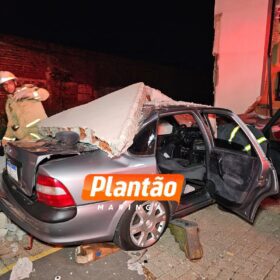 Fotos de Acidente violento registrado por câmera de segurança em Maringá; motorista que provocou batida fugiu do local