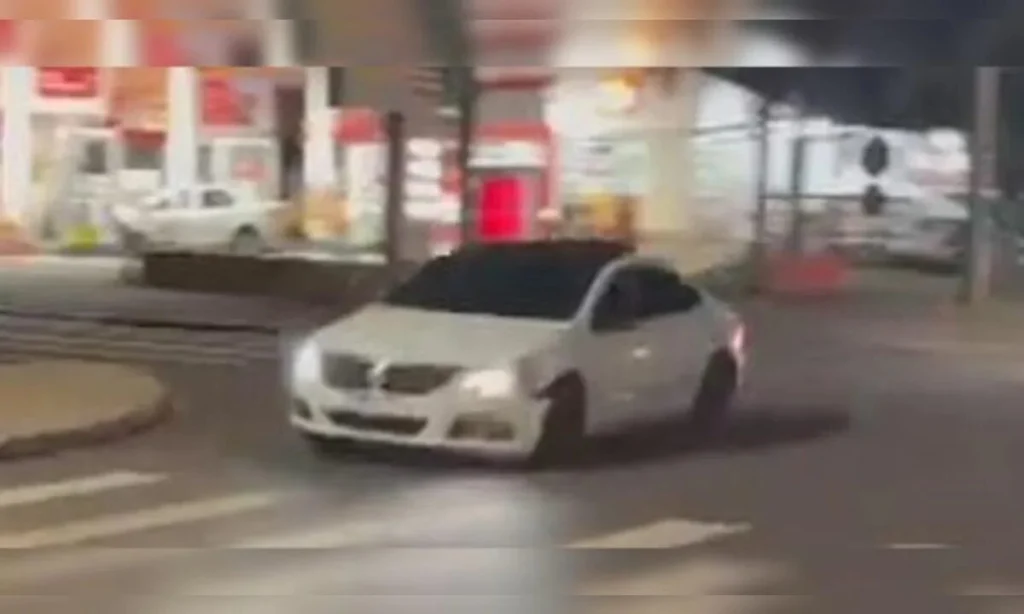 Após filho causar morte de PM em fuga, mãe passa mal e morre no PR Foto 2 Fotos de Após filho causar morte de PM em fuga, mãe passa mal e morre no PR