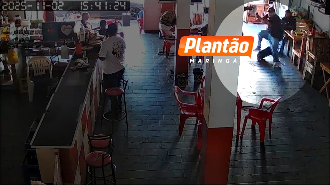 Câmera de segurança flagra homem sendo executado dentro de bar na região de Maringá Foto 1 Fotos de Câmera de segurança flagra homem sendo executado dentro de bar na região de Maringá