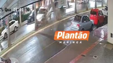 Fotos de Câmera registra grave acidente que deixou três mulheres feridas em Maringá