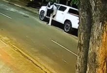 Fotos de Câmera registra Hilux sendo furtada em menos de 10 segundos, em Maringá