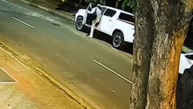 Fotos de Câmera registra Hilux sendo furtada em menos de 10 segundos, em Maringá