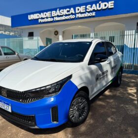 Delegado Jacovós entrega dois veículos para a Saúde de Floresta e ultrapassa R$ 1 milhão em recursos destinados ao município Foto 2 Fotos de Delegado Jacovós entrega dois veículos para a Saúde de Floresta e ultrapassa R$ 1 milhão em recursos destinados ao município