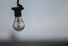 Fotos de Diversos endereços de Maringá terão desligamentos de energia nesta semana; confira datas, locais e horários