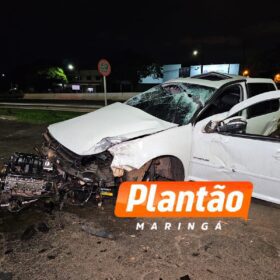 Fotos de Dois jovens ficam feridos após capotamento impressionante no Contorno Norte, em Maringá