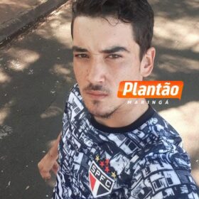 Homem é morto a facadas em Maringá; câmera registra o crime Foto 1 Fotos de Homem é morto a facadas em Maringá; câmera registra o crime