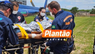 Fotos de Jovem é intubado e resgatado de helicóptero após bater moto de alta cilindrada contra cerca