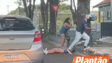 Fotos de Morador de Maringá é preso pela Polícia Civil após aparecer em vídeo pisando na cabeça de menina de 17 anos